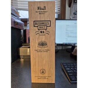 Bushmills Malt Aged 21 Years Rare Single Irish Whiskey Wood Box Interior Lined